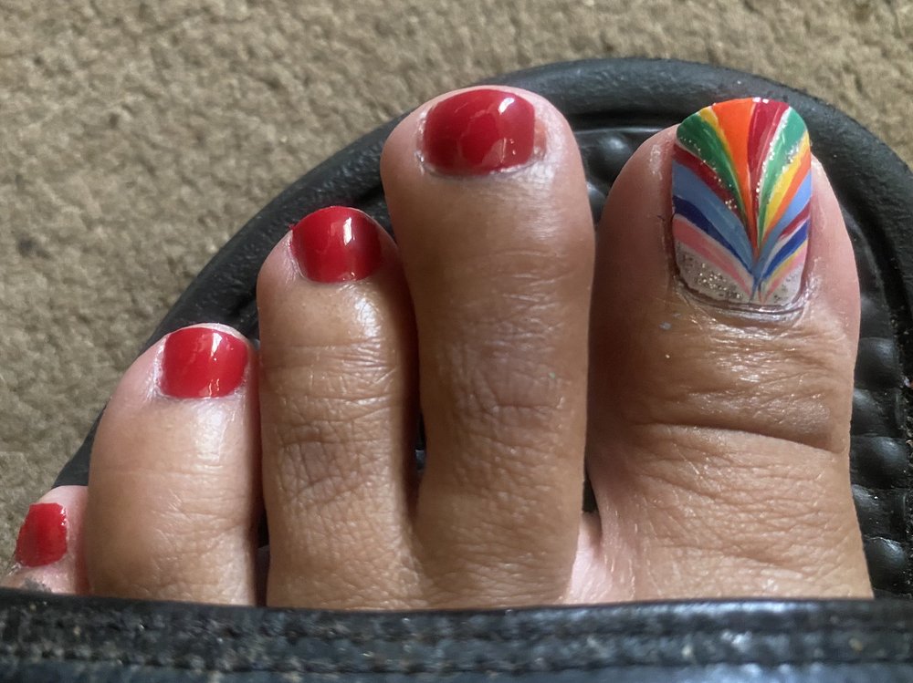Pretty Nails Salon