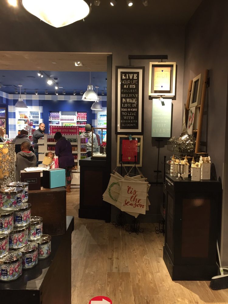 Bath & Body Works