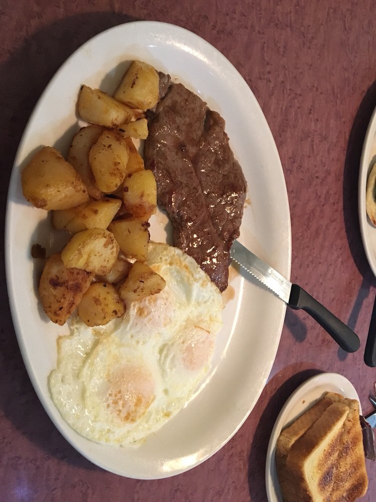 Sammy's Family Restaurant