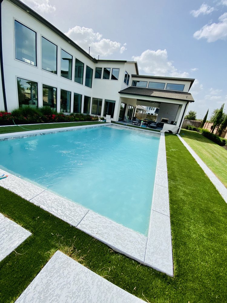H&H Pool