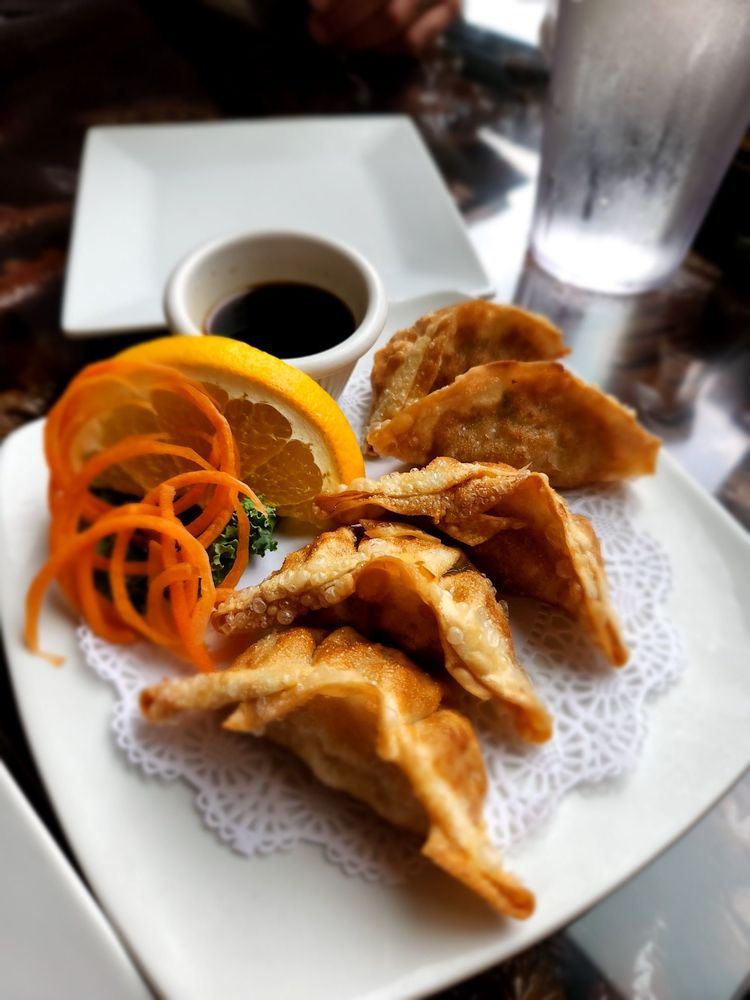 Sushi-Thai Restaurant