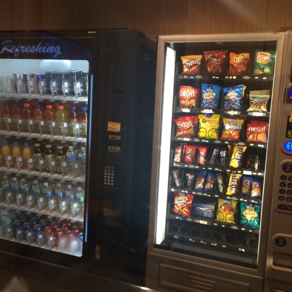 Crown Motor Inn 15 Photos & 15 Reviews Hotels 7401 Queens Blvd