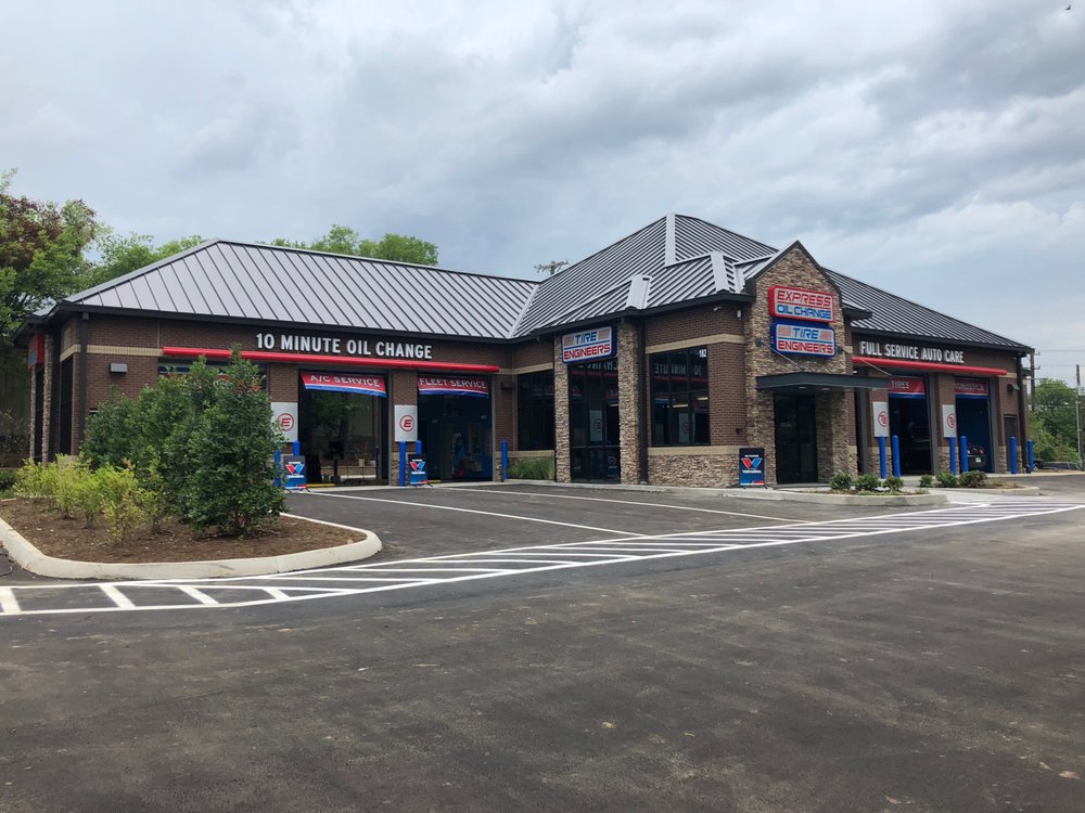 Express Oil Change & Tire Engineers Auto Repair 182 W Main St