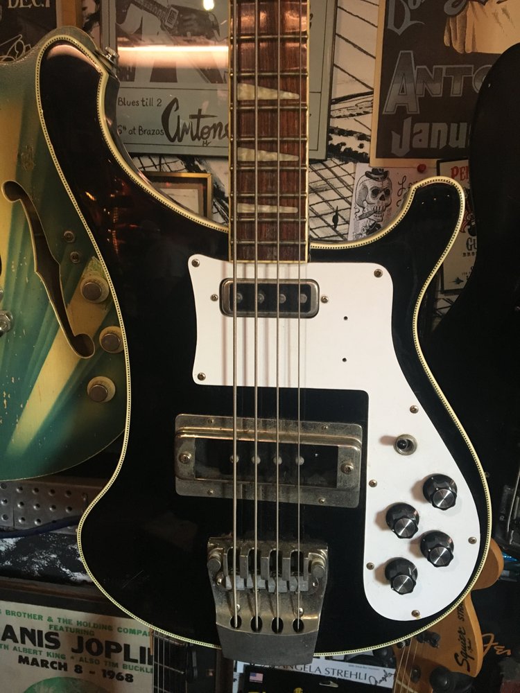 Pentatonic Guitars