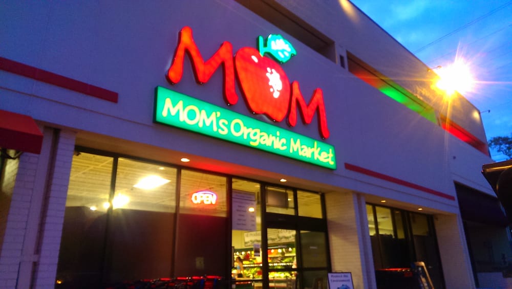 MOM's Organic Market