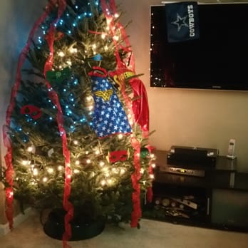 Almost Heavenly Christmas Trees - 48 Photos & 31 Reviews - Christmas Photo of Almost Heavenly Christmas Trees - Alexandria, VA, United States - Almost Heavenly Christmas Trees - 48 Photos & 31 Reviews - Christmas