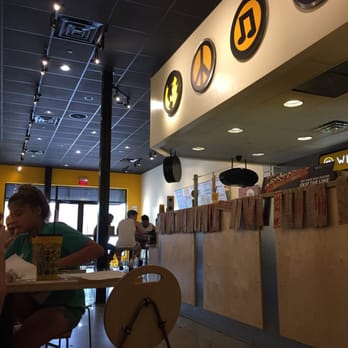 Which Wich Superior Sandwiches 20 Photos Reviews Photo Of Which Wich Superior Sandwiches Peachtree City Ga United States