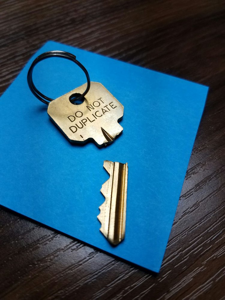 Sutton's Sierra Lock & Key