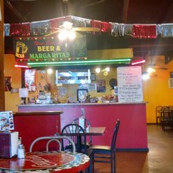 Hacienda Jalisence 25 Photos 16 Reviews Mexican 20075 Photo Of Hacienda Jalisence Lytle Tx United States They Have Beer And