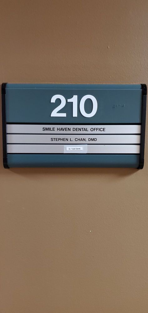 image of business SmileHaven Dental Center