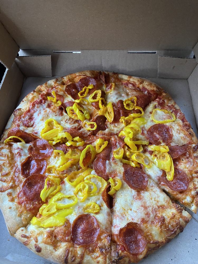 Mama Pepino's Pizza & Pub