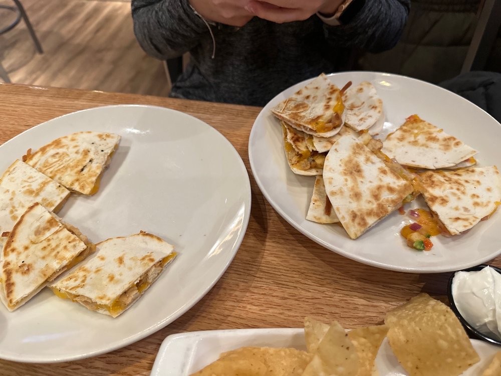 Applebee's Grill + Bar