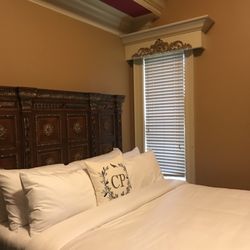 Castle Post Closed 42 Photos 18 Reviews Hotels 230 Pisgah Photo Of Castle Post Versailles Ky United States