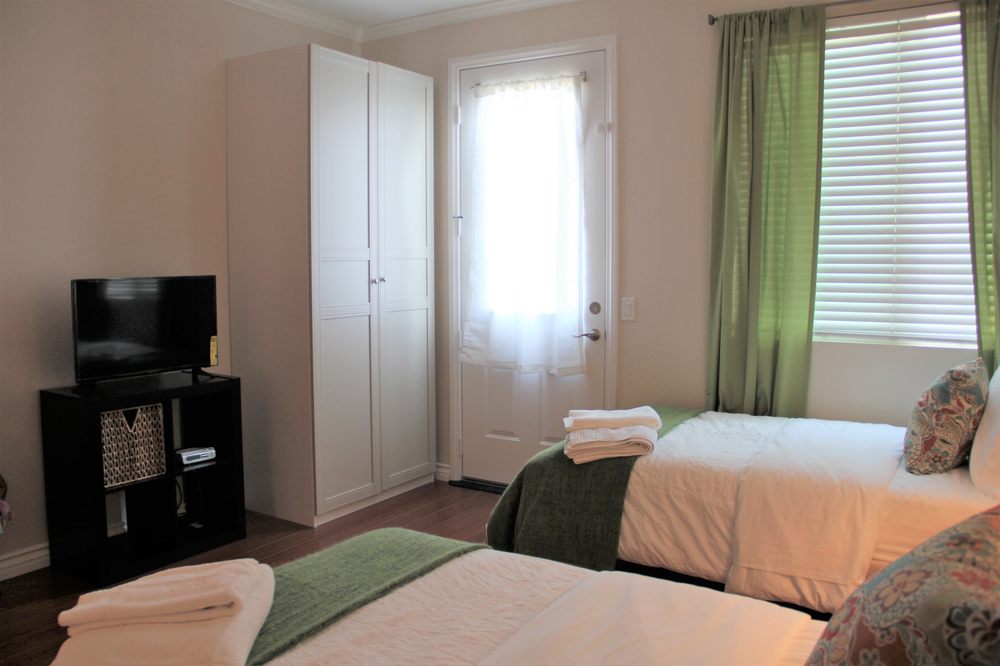 Amparo Senior Care