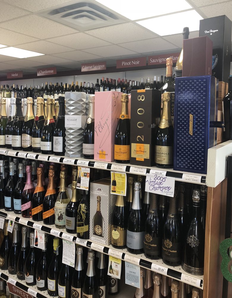 Lake Wine & Spirits