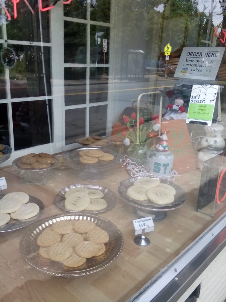 Tulip Pastry Shop 33 Photos & 82 Reviews Bakeries 8322 N Lombard