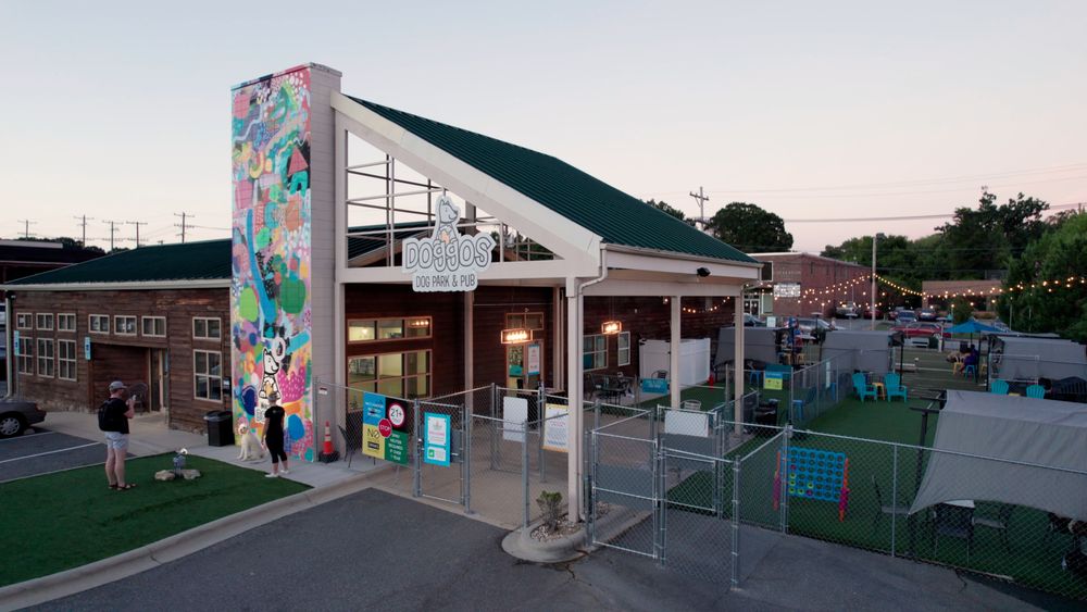 Doggos Dog Park and Pub