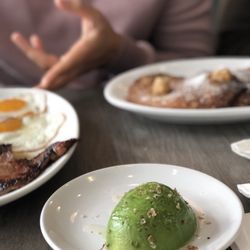 Breakfast By Salt S Cure 77 Photos 126 Reviews Photo Of Breakfast By Salt S Cure West Hollywood Ca United States Avocado