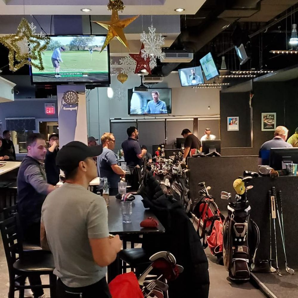 Metro Fairway Indoor Golfing