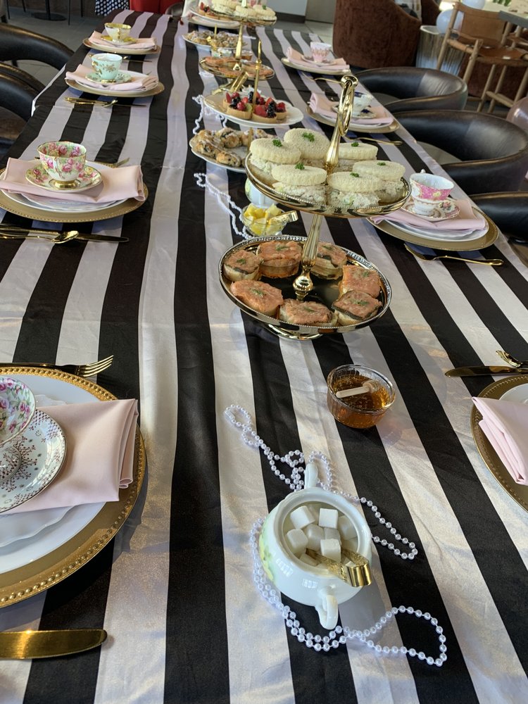 Bella's Traveling Tea Party