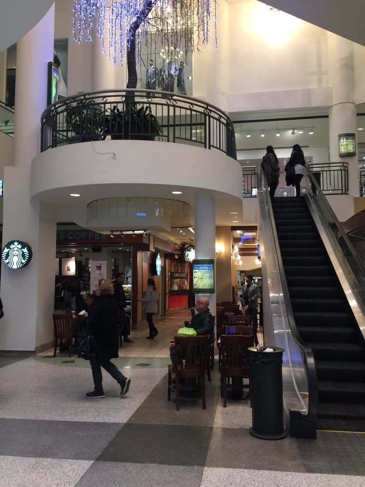 Centre Eaton de Montréal