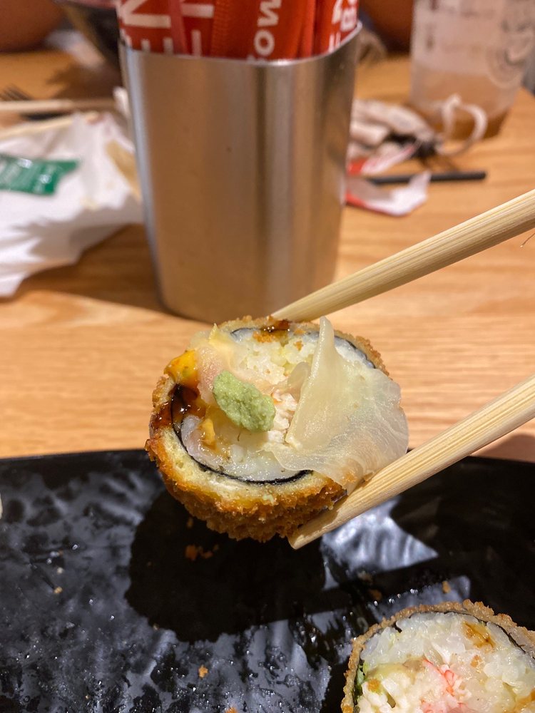 Bento Asian Kitchen + Sushi