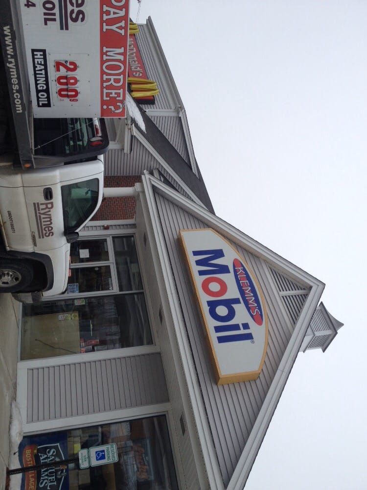 Klemm’s Mobil Convenience Stores 124 Indian Rock Rd, Windham, NH