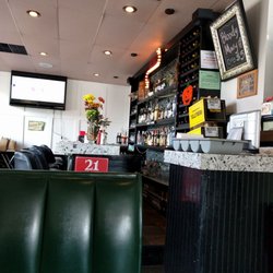 Shelly S Breakfast Lunch Dinner Lounge 191 Photos 239 Reviews Photo Of Shelly S Breakfast Lunch Dinner Lounge Burien Wa United States