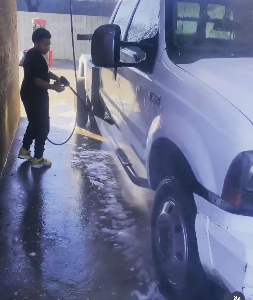 Moore Towing Service