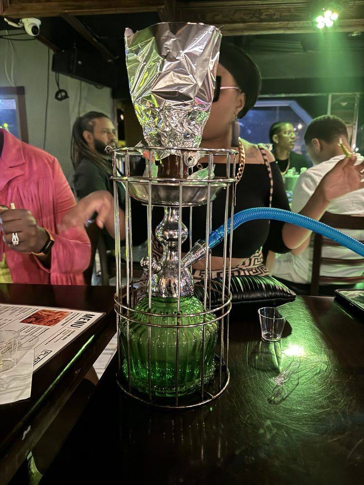 Platinum Cafe & Lounge