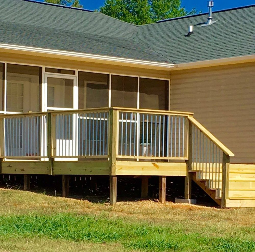 Backyard Builders Decks and Outdoor Living