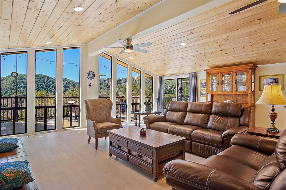 Mary McNally - Central Coast Real Estate
