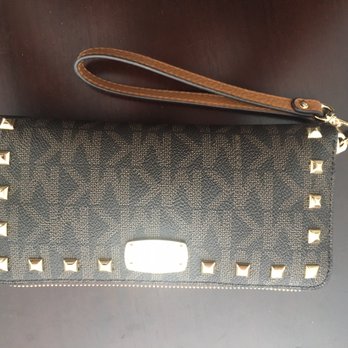 Michael Kors Outlet 31 Photos 70 Reviews Women S Clothing Photo Of Michael Kors Outlet Livermore Ca United States Best Customer Service