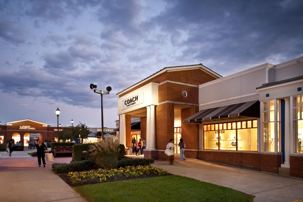 Leesburg Premium Outlets