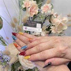Sparkle & Pop Nails photo