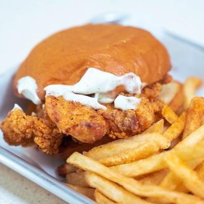 Ali's Chicken & Waffles