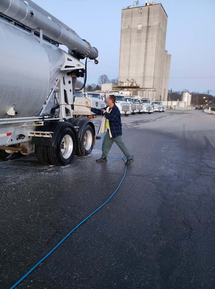 A Personal Touch Pressure Washing
