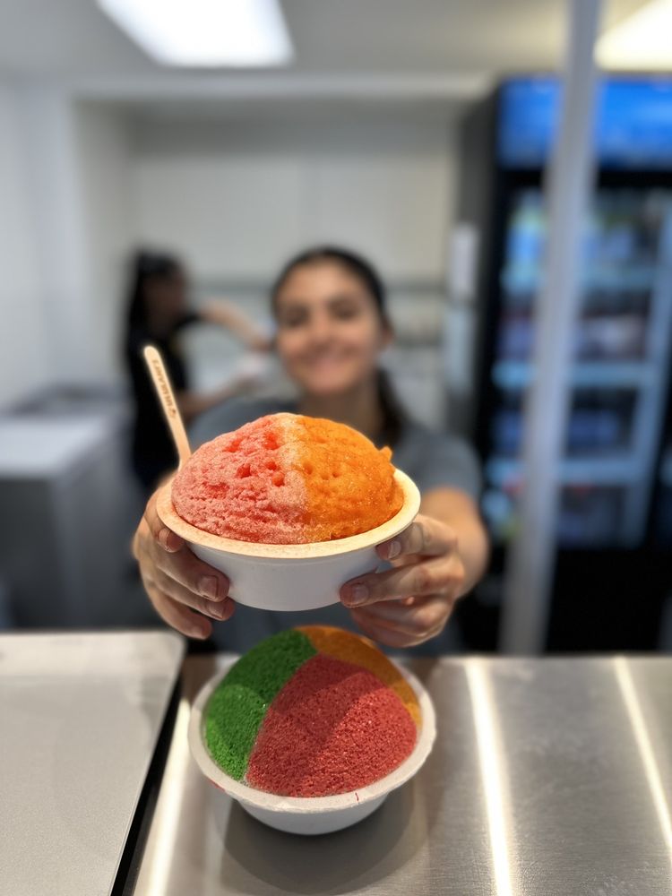 Ululani's Hawaiian Shave Ice - Stockton CA