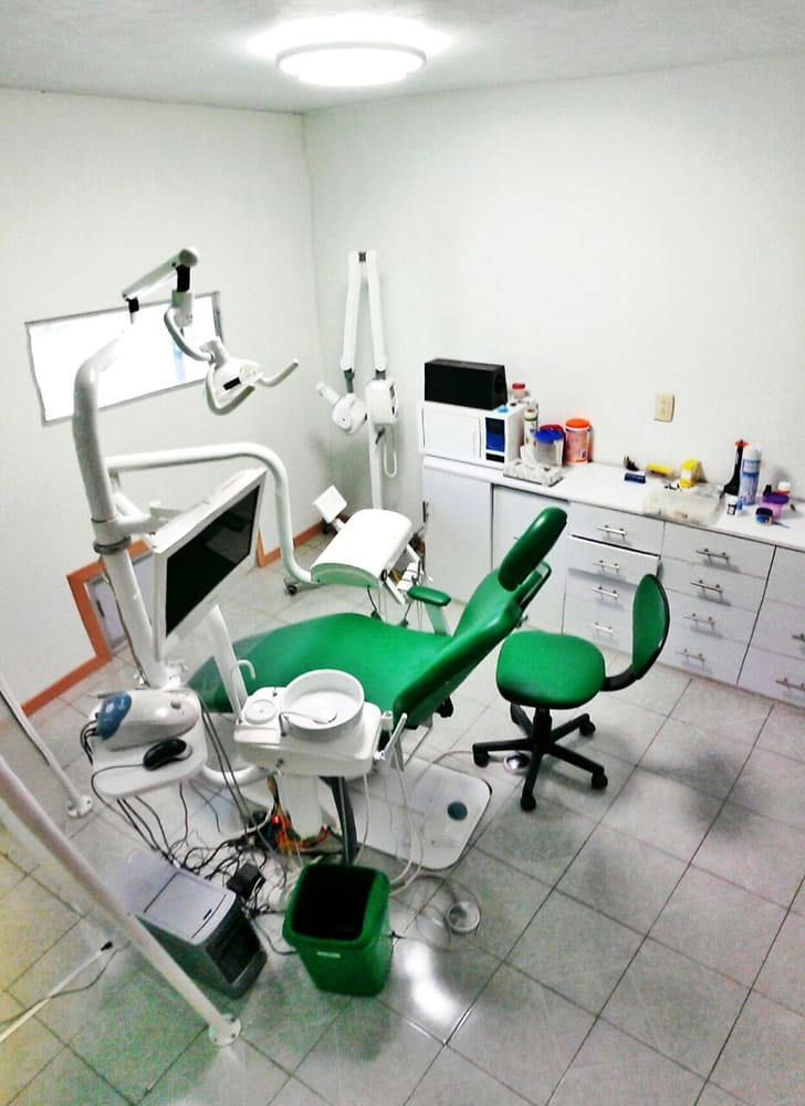 image of business Ravelo Dental