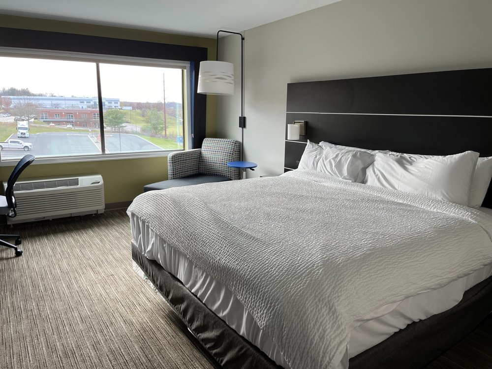 Holiday Inn Express & Suites Harrisburg S - Mechanicsburg