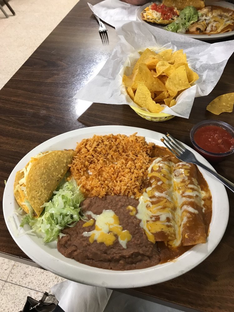 Monterrey Restaurant 25 Photos & 20 Reviews Mexican 3310 N 10th