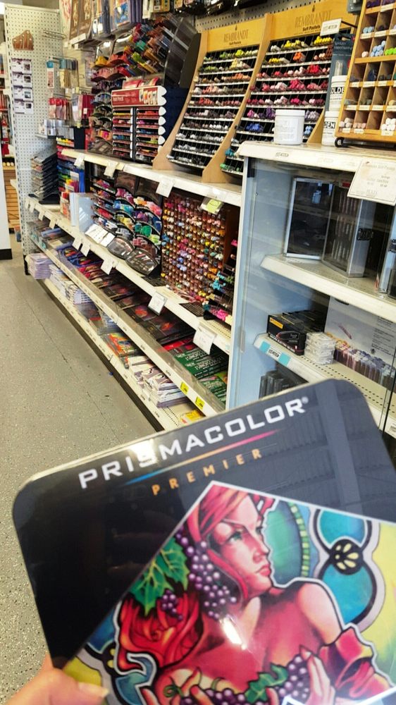 Plaza Artist Materials & Picture Framing