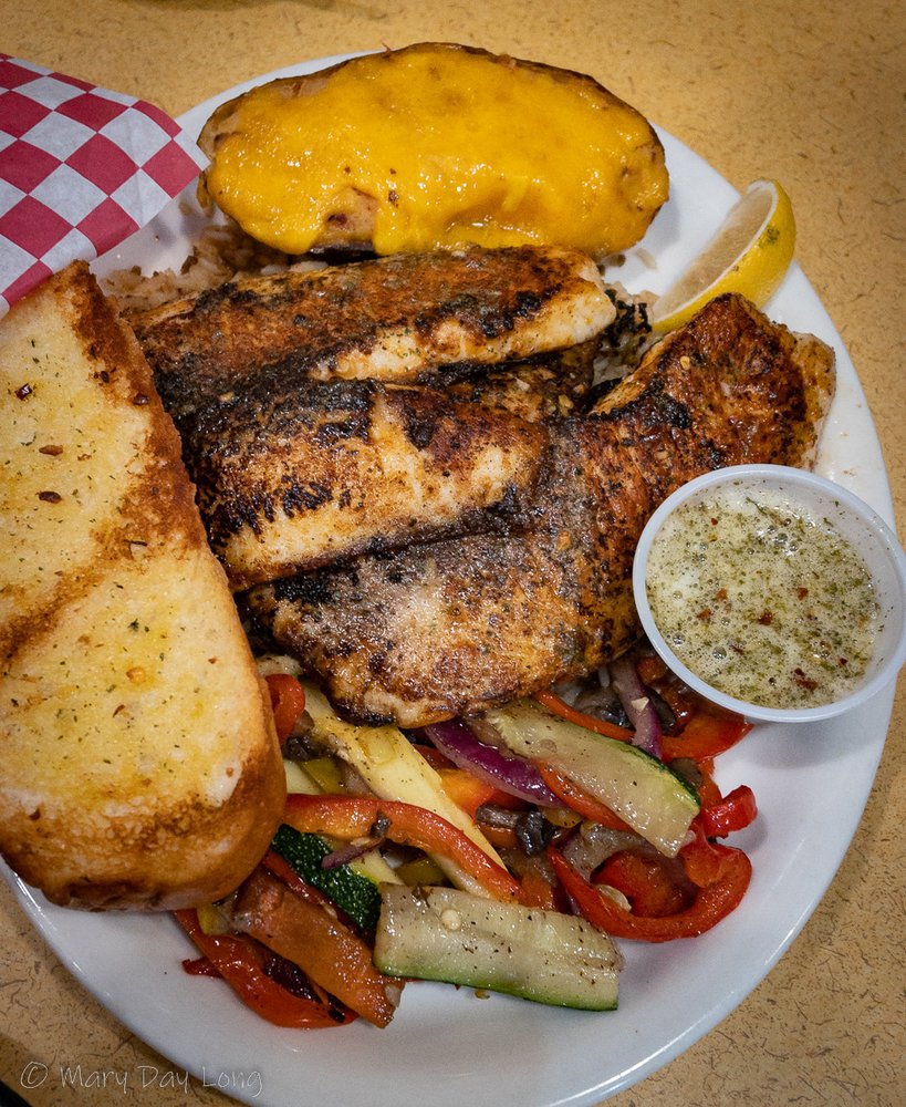 Happy's Fish House