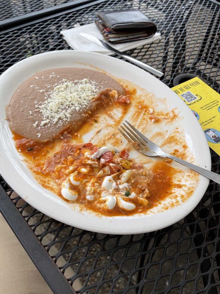 Mariachis Tequileria & Restaurant
