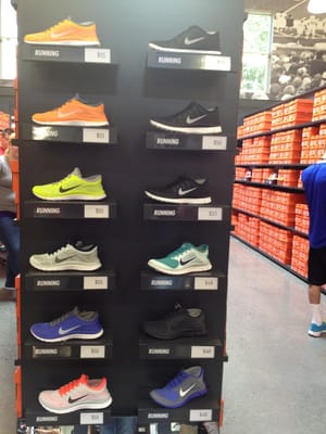 nike employee store