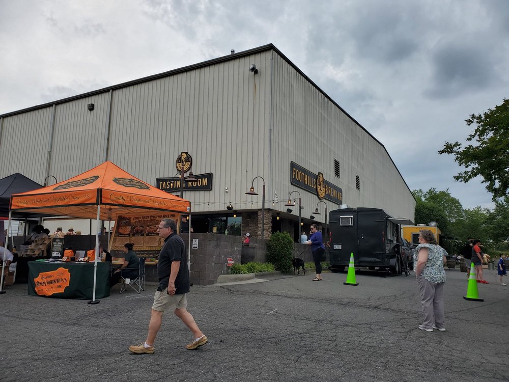 Foothills Brewing Tasting Room