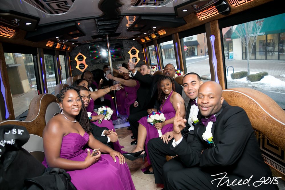 American Eagle Limousine & Travel Services