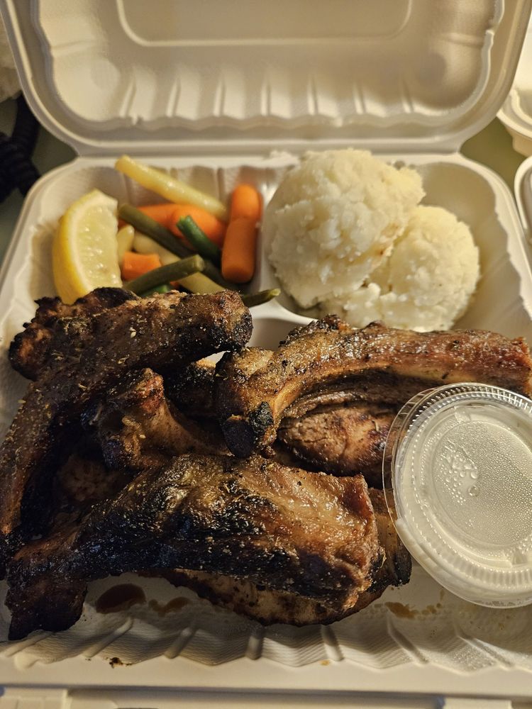 Greek House Family Restaurant