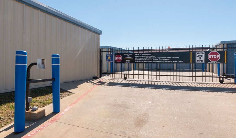 Stewart & 89th Self Storage