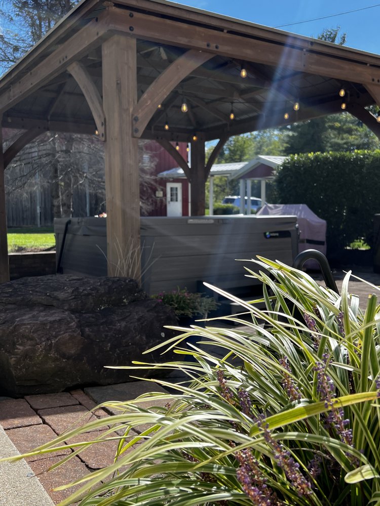 Capital Hot Tubs & Saunas
